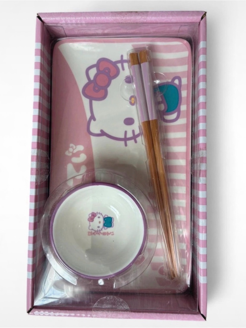 Hello Kitty Sushi Bowl Set and Chopsticks - Picture 2 of 6